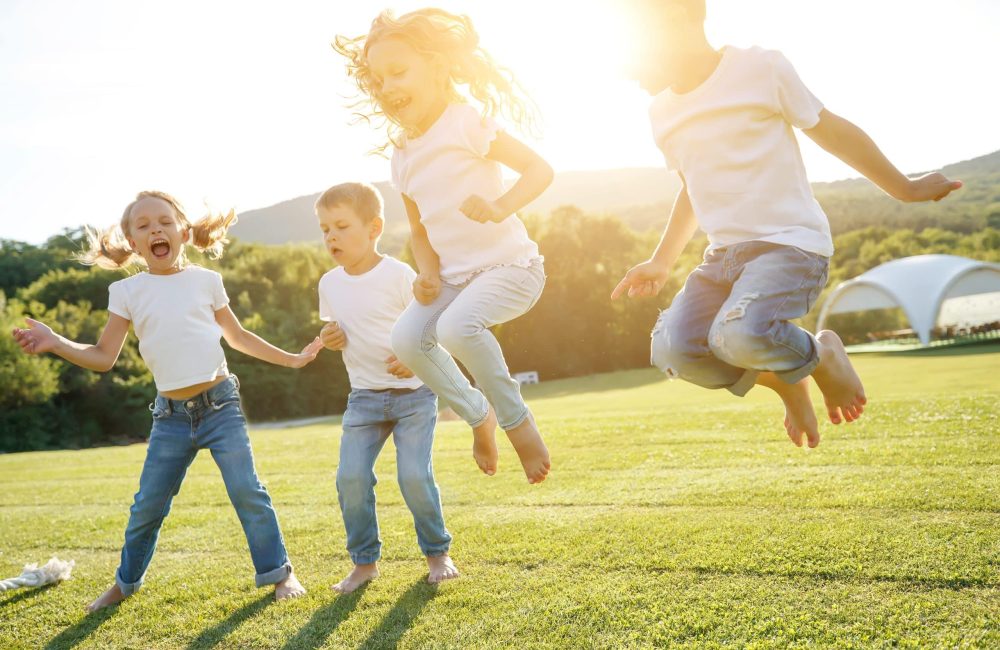 Dr. Laura Mitchell. Frisco Mini Molars Pediatric Dentistry. Oral Sedation, Frenectomy, Oral Appliances, 1st Baby Visits, Emergency Dentistry, Mouthguards, Fracture Repair, White Crowns & Fillings, Pediatric Dentistry. Pediatric Dentist in Frisco, TX75033